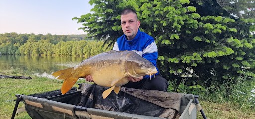 Etang de Bourg, Site de Pêche à Anjoutey
